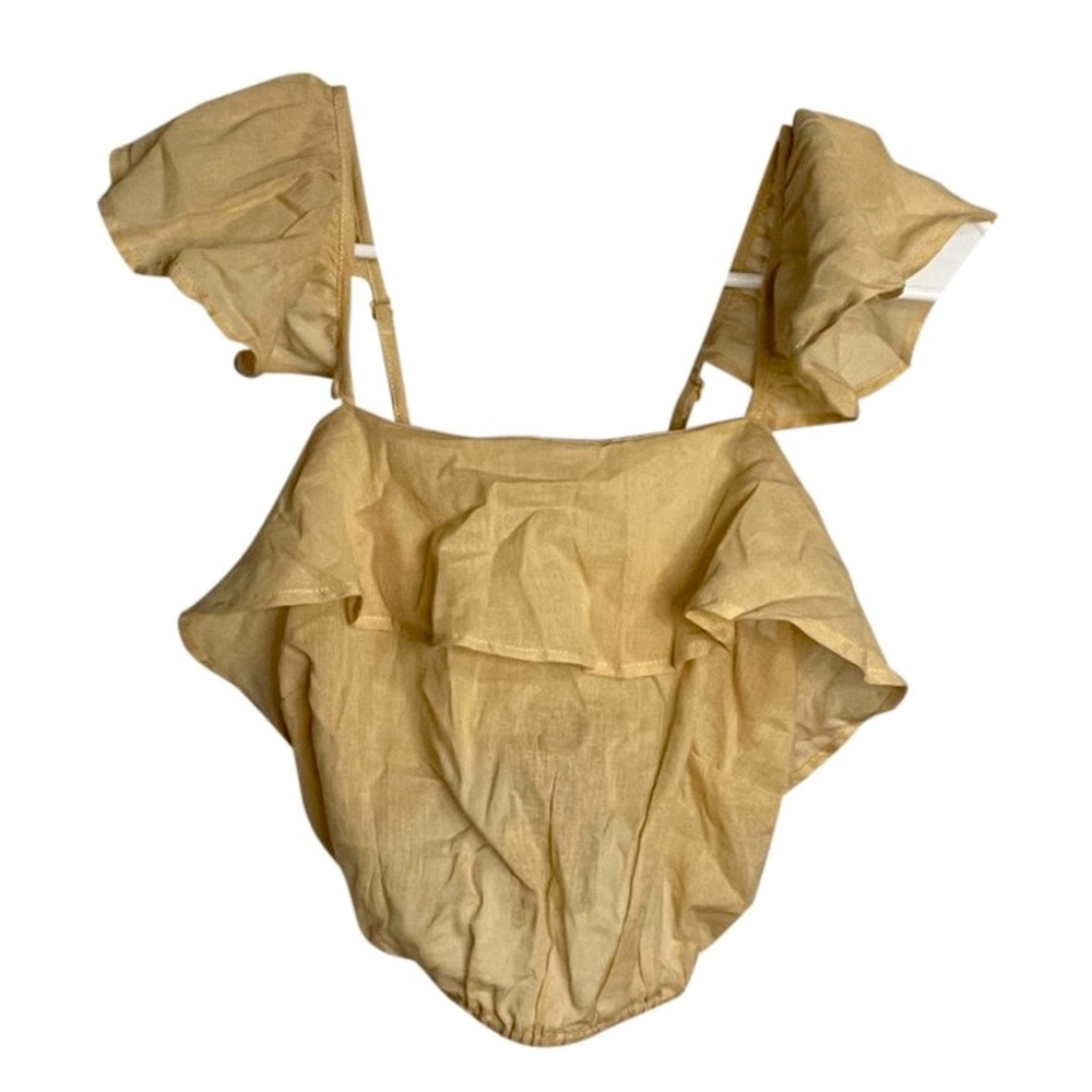 Pretty Little Thing crop top